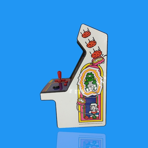 Dig Dug mini arcade game - Picture 8 of 9